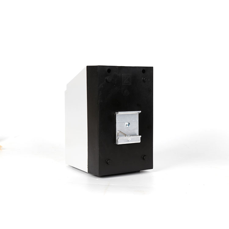 千亿国际手机登录网址 半導體風扇加熱器SCR 027